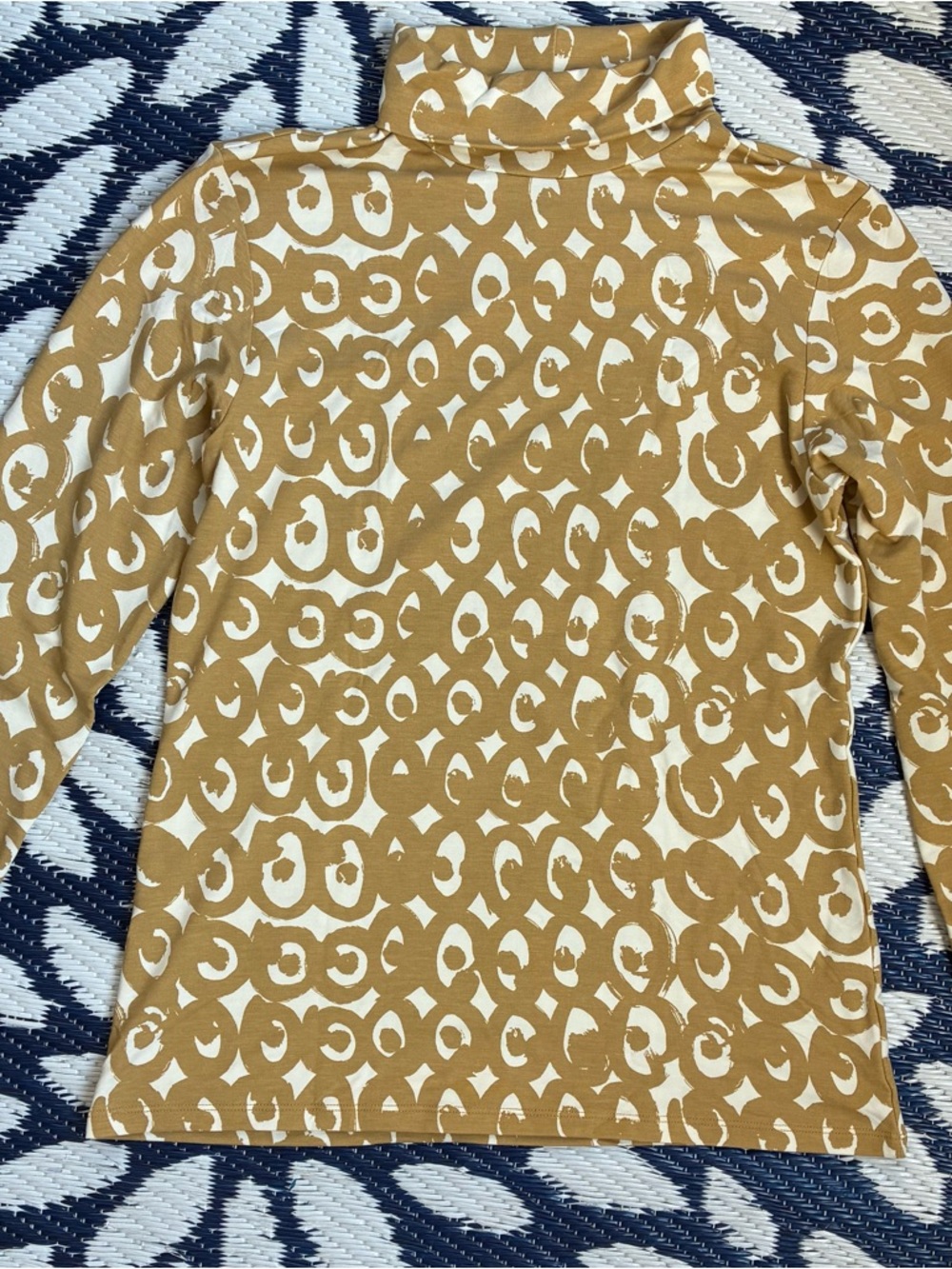 UNIQLO x Marimekko HEATTECH turtleneck